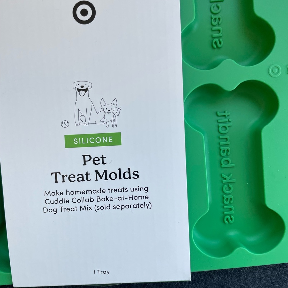 Silicone dog treat molds-
